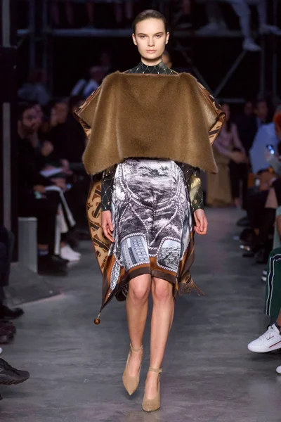 Look 91
